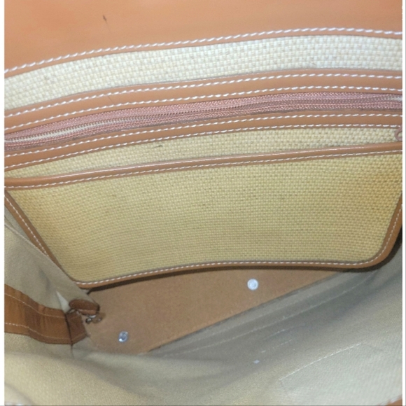 Dooney & Burke 70's Vintage Panama Collection Bamboo Handle Tan and Cream Bag - Picture 7 of 11